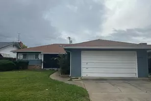 4304 E Iowa Ave, Sacramento, CA 95824 - Photo 1