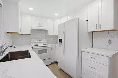 3952 Oak Villa Circle, Carmichael, CA 95608 - Photo 10