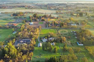 12542 Plum Ln, Wilton, CA 95693 - Photo 44