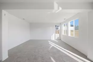 1860 Trinity Ct, Los Banos, CA 93635 - Photo 10