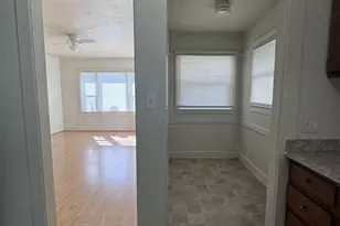 11 E Geary St, Stockton, CA 95204 - Photo 8