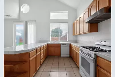 4672 Beckman Way, Merced, CA 95348 - Photo 10