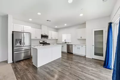 8217 Kossum Way, Elk Grove, CA 95624 - Photo 10