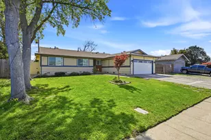 7019 Uranus Pkwy, Sacramento, CA 95823 - Photo 2