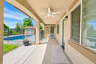 14305 Spyglass Cir, Chowchilla, CA 93610 - Photo 6