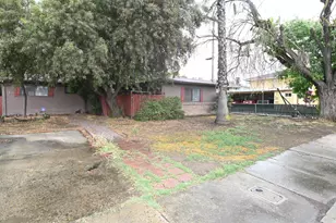 1359 Canal Farm Ln, Los Banos, CA 93635 - Photo 6