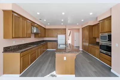 16390 Adobe Way, Lathrop, CA 95330 - Photo 12