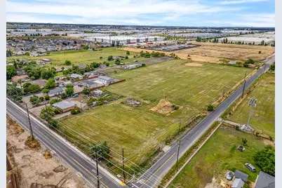 3639 S Pock Lane, Stockton, CA 95205 - Photo 8
