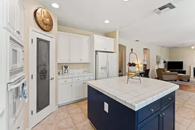 3001 Bergamo Court, Sacramento, CA 95833 - Photo 8