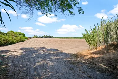 18862 State Highway 140, Stevinson, CA 95374 - Photo 18