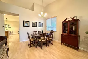 9408 Viridian Way, Elk Grove, CA 95624 - Photo 10