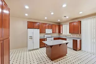 2579 Aurora Dr, Yuba City, CA 95991 - Photo 14