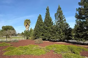 9060 Stockhorse Ln, Granite Bay, CA 95746 - Photo 4