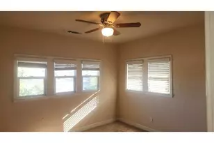 718 E Clinton Ave, Fresno, CA 93704 - Photo 12