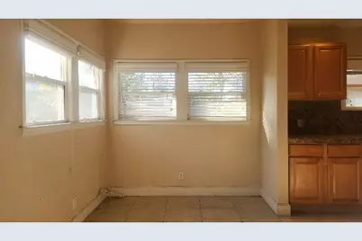718 E Clinton Avenue, Fresno, CA 93704 - Photo 4