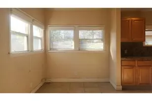 718 E Clinton Ave, Fresno, CA 93704 - Photo 4