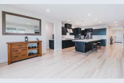 6141 E Peralta Way, Fresno, CA 93727 - Photo 18