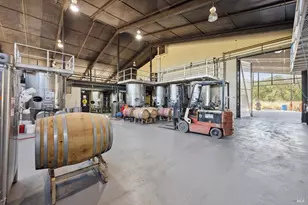 13414 Chalk Hill Rd, Healdsburg, CA 95448 - Photo 26