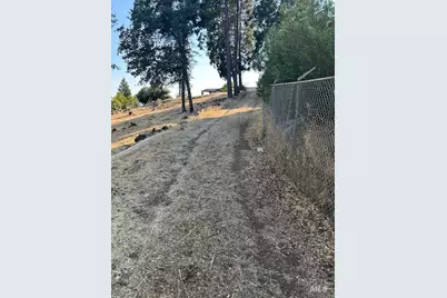 17186 Knollview Drive, Hidden Valley Lake, CA 95467 - Photo 12