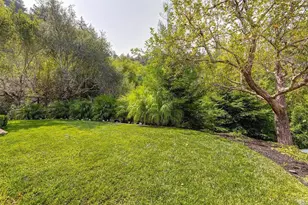 216 Evergreen Dr, Kentfield, CA 94904 - Photo 46