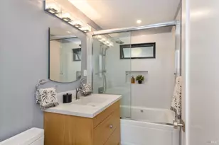 19 Tarrant Ct, San Rafael, CA 94903 - Photo 12