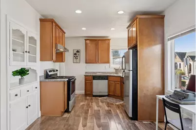 108 Mayo Avenue, Vallejo, CA 94590 - Photo 6