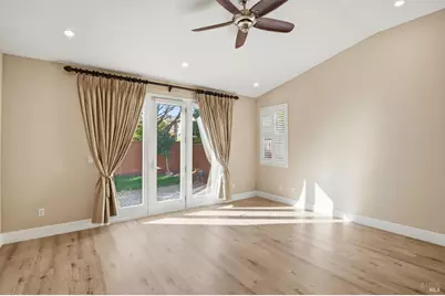 425 Dawson Creek Drive, Fairfield, CA 94534 - Photo 18