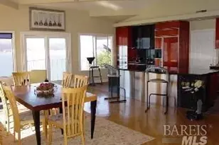 10 Cliff Rd, Belvedere, CA 94920 - Photo 14