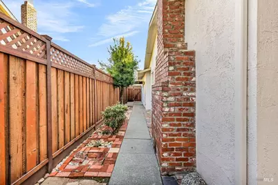 737 Linwood Street, Vacaville, CA 95688 - Photo 54