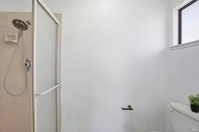 2100 Larchmont Circle, Fairfield, CA 94534 - Photo 32