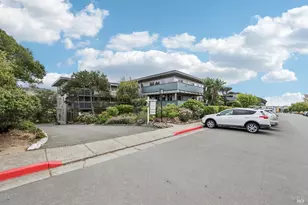 290 Via Casitas, Greenbrae, CA 94904 - Photo 8