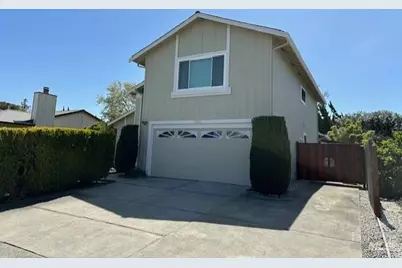 1411 Klamath Drive, Suisun City, CA 94585 - Photo 2