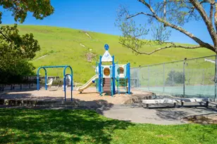 218 Windsor Dr, Petaluma, CA 94952 - Photo 48