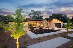 226 1st St E, Sonoma, CA 95476 - Photo 2