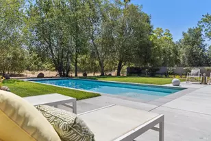 216 1st St E, Sonoma, CA 95476 - Photo 22