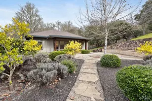 330 Chiquita Rd, Healdsburg, CA 95448 - Photo 54