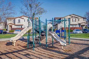 1652 Glenmore Dr, Fairfield, CA 94533 - Photo 32