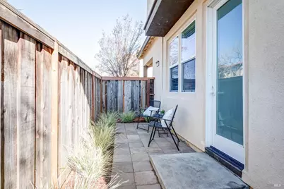 1660 Glenmore Drive, Fairfield, CA 94533 - Photo 28