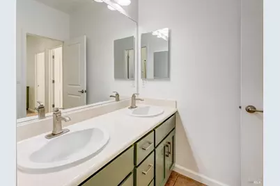 1660 Glenmore Drive, Fairfield, CA 94533 - Photo 32