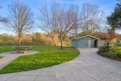 118 Lytham Way, Vallejo, CA 94591 - Photo 40