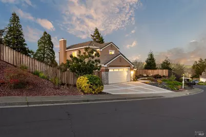 365 Allen Way, Benicia, CA 94510 - Photo 4