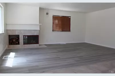 1031 Suffolk Way, Fairfield, CA 94533 - Photo 8