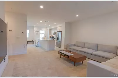 306 Rockview Road, Novato, CA 94949 - Photo 2