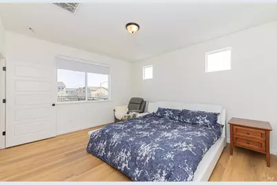 585 Sapphire Street, Petaluma, CA 94952 - Photo 32