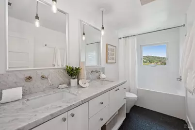 27 Lagoon Road, San Rafael, CA 94901 - Photo 18