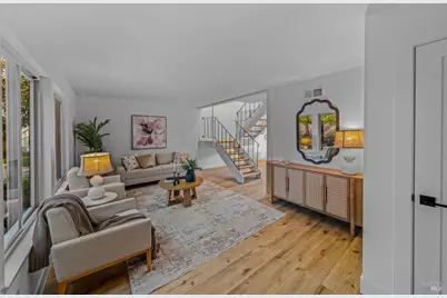 202 Albion Court, Novato, CA 94947 - Photo 2