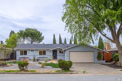 534 Rowland Boulevard, Novato, CA 94947 - Photo 1
