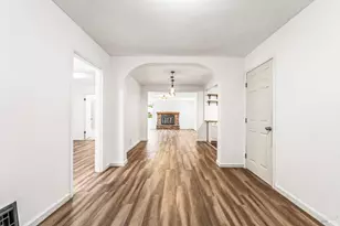 560 Russell St, Vallejo, CA 94591 - Photo 2