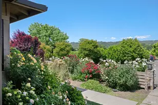 5091 Dry Creek Rd, Healdsburg, CA 95448 - Photo 20