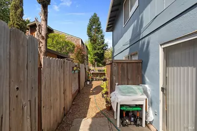 2379 Heidi Place, Santa Rosa, CA 95403 - Photo 4